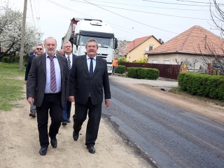 Nagyvenyimi fejlesztések - Településbejárás - fotó: Sándor Judit