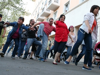 Hülye járás Dunaújváros 2019 - fotó: Sándor Judit