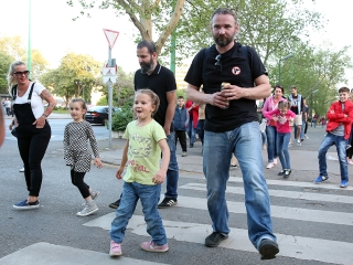 Hülye járás Dunaújváros 2019 - fotó: Sándor Judit