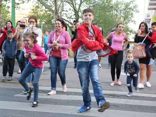 Hülye járás Dunaújváros 2019 - fotó: Sándor Judit