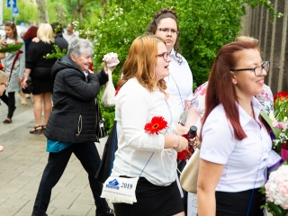 A Lorántffy iskola diákjainak ballagása a főtéren - fotó: Ónodi Zoltán