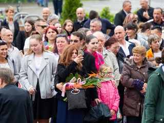 A Lorántffy iskola diákjainak ballagása a főtéren - fotó: Ónodi Zoltán