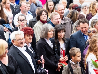 A Lorántffy iskola diákjainak ballagása a főtéren - fotó: Ónodi Zoltán