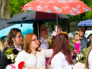 A Lorántffy iskola diákjainak ballagása a főtéren - fotó: Ónodi Zoltán