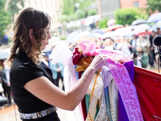 A Lorántffy iskola diákjainak ballagása a főtéren - fotó: Ónodi Zoltán