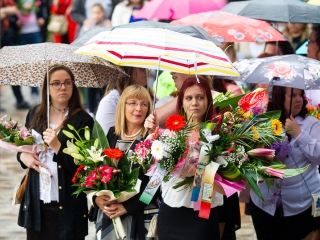 A Lorántffy iskola diákjainak ballagása a főtéren - fotó: Ónodi Zoltán