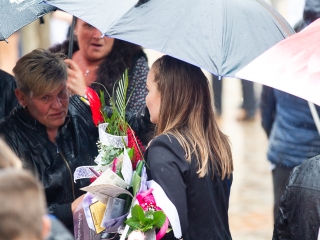 A Lorántffy iskola diákjainak ballagása a főtéren - fotó: Ónodi Zoltán