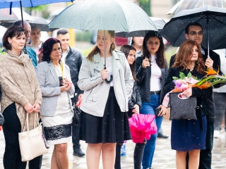 A Lorántffy iskola diákjainak ballagása a főtéren - fotó: Ónodi Zoltán