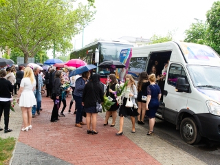 A Lorántffy iskola diákjainak ballagása a főtéren - fotó: Ónodi Zoltán