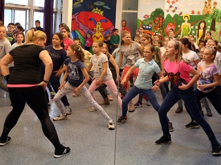 Arany iskola - Gyereknap - fotó: Sándor Judit