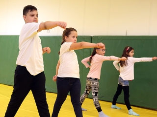 Arany iskola - Gyereknap - fotó: Sándor Judit