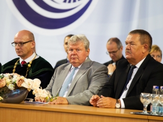 Diplomaátadó az egyetemen (2019) - fotó: Ónodi Zoltán