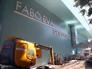 Uszodafelújítás - Képes beszámoló - fotó: Sándor Judit