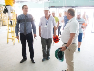 Uszodafelújítás - Polgármesteri bejárás - fotó: Ónodi Zoltán