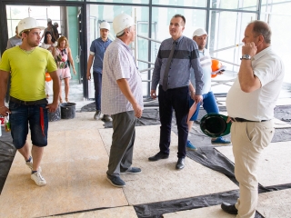 Uszodafelújítás - Polgármesteri bejárás - fotó: Ónodi Zoltán