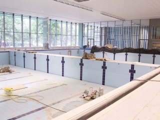 Uszodafelújítás - Polgármesteri bejárás - fotó: Ónodi Zoltán