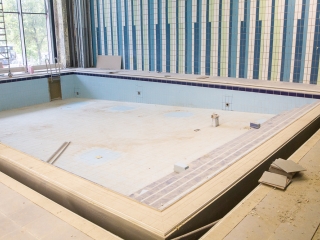 Uszodafelújítás - Polgármesteri bejárás - fotó: Ónodi Zoltán