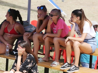 Strandröplabda a Szalki-szigeten - fotó: Sándor Judit