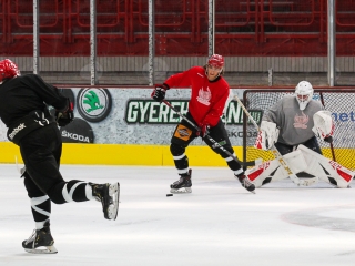 DAB első jeges edzés - fotó: Ónodi Zoltán