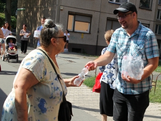 Vízosztás a városban - fotó: Ónodi Zoltán