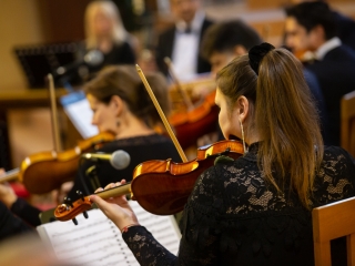 Mága Zoltán koncertje a templomban - fotó: Ónodi Zoltán