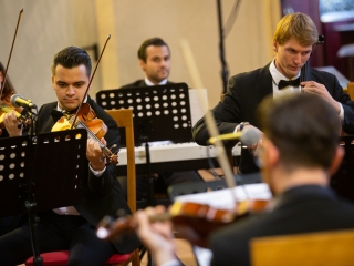 Mága Zoltán koncertje a templomban - fotó: Ónodi Zoltán