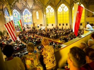 Mága Zoltán koncertje a templomban - fotó: Ónodi Zoltán
