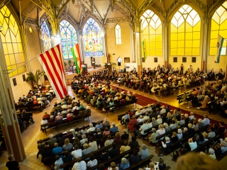 Mága Zoltán koncertje a templomban - fotó: Ónodi Zoltán