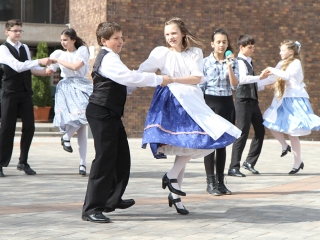 Háromszáz tehetség - fotó: Sándor Judit