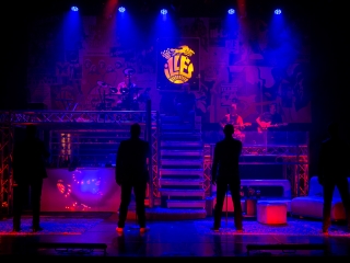 Tied a világ - Premier a Bartókban - fotó: Ónodi Zoltán