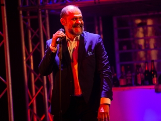 Tied a világ - Premier a Bartókban - fotó: Ónodi Zoltán