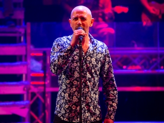 Tied a világ - Premier a Bartókban - fotó: Ónodi Zoltán