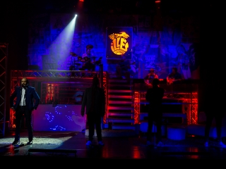 Tied a világ - Premier a Bartókban - fotó: Ónodi Zoltán