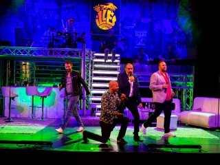 Tied a világ - Premier a Bartókban - fotó: Ónodi Zoltán