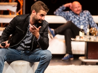 Tied a világ - Premier a Bartókban - fotó: Ónodi Zoltán