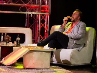 Tied a világ - Premier a Bartókban - fotó: Ónodi Zoltán