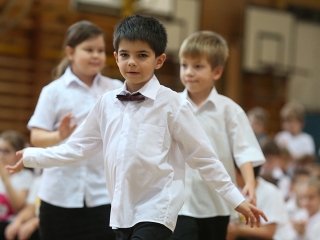 Elsősavató az Arany iskolában (2019) - fotó: Sándor Judit