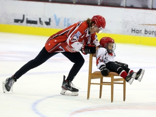 Nyílt nap az Acélbikáknál - fotó: Sándor Judit