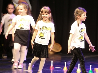 A Dunaújvárosi Óvoda Gálaestje - fotó: Sándor Judit