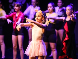 A Dunaújvárosi Óvoda Gálaestje - fotó: Sándor Judit