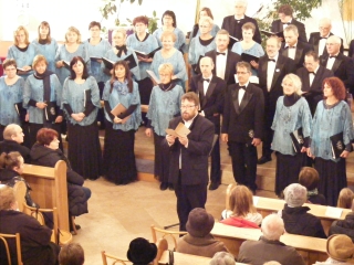 Dunaújvárosi Vegyeskar adventi koncert - fotó: 