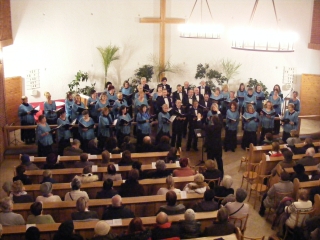 Dunaújvárosi Vegyeskar adventi koncert - fotó: 