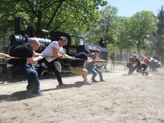 Kötélhúzás a Mukinál - Dunaferr Hét - fotó: Ónodi Zoltán