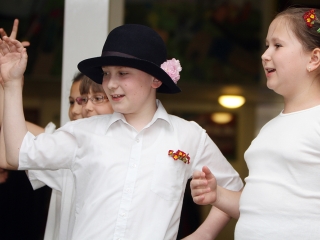 Rajzkiállítás az Arany Iskolában - fotó: Sándor Judit