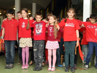 Rajzkiállítás az Arany Iskolában - fotó: Sándor Judit