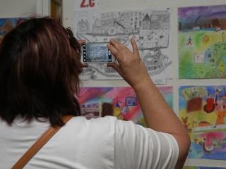 Rajzkiállítás az Arany Iskolában - fotó: Sándor Judit