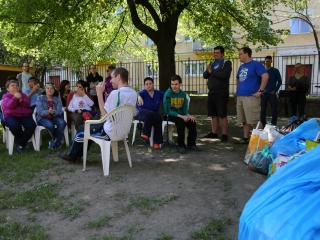 Adomány a Jószolgálati Otthonnak - fotó: Ónodi Zoltán