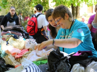 Adomány a Jószolgálati Otthonnak - fotó: Ónodi Zoltán