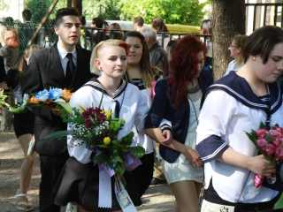 Ballagás: Kereskedelmi iskola - fotó: Ónodi Zoltán