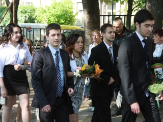 Ballagás: Kereskedelmi iskola - fotó: Ónodi Zoltán